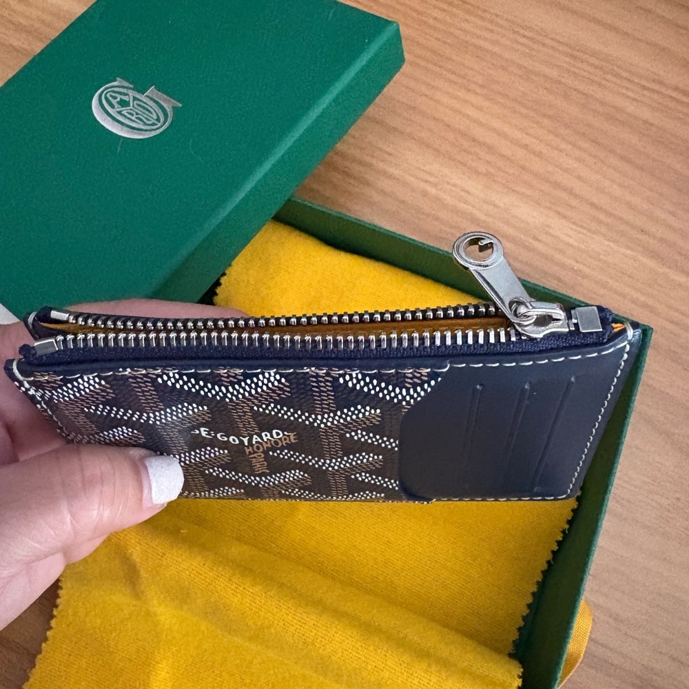 Goyard Black and White Zippered Card Holder